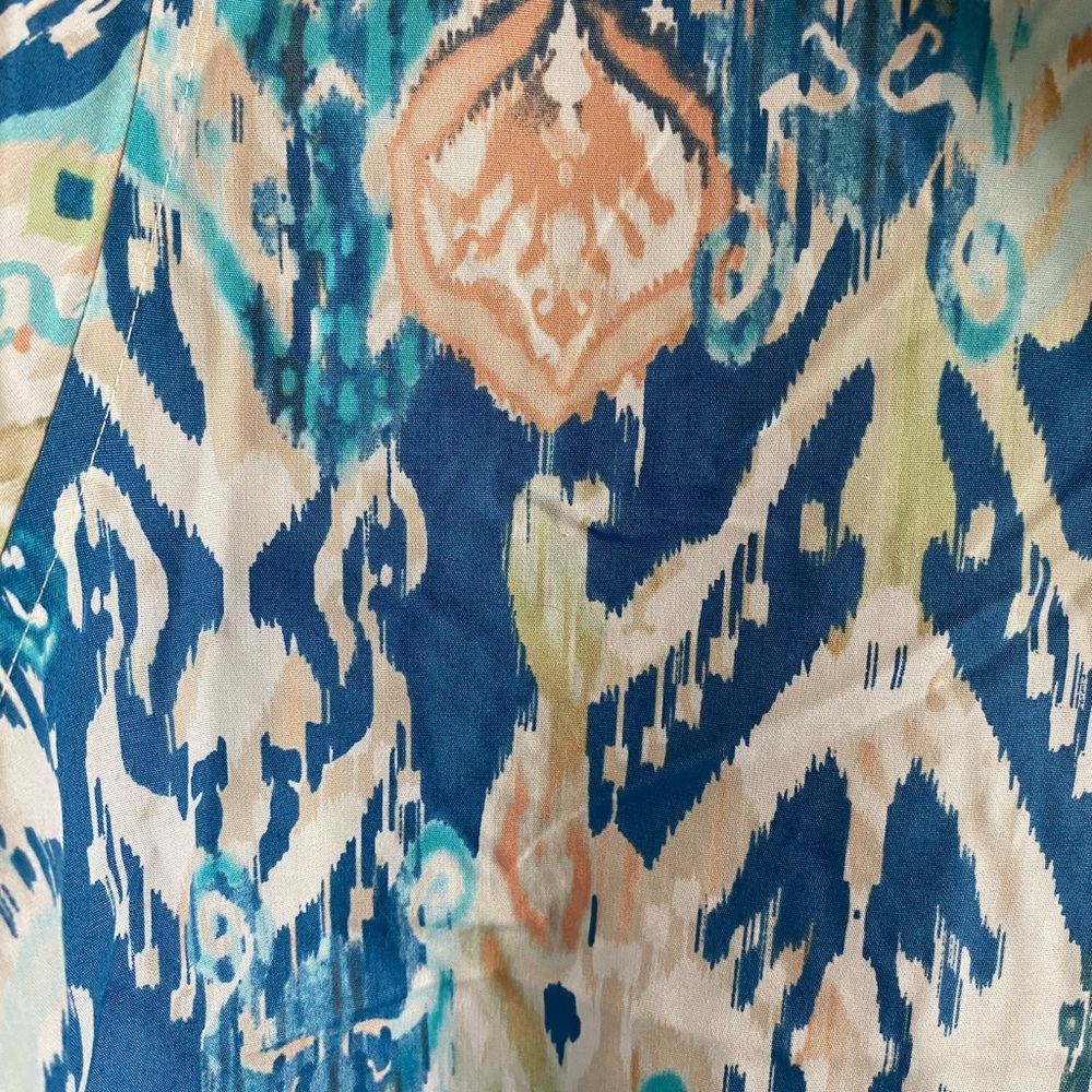 Beautiful shirt by Chico’s S 1 - Picture 3 of 4